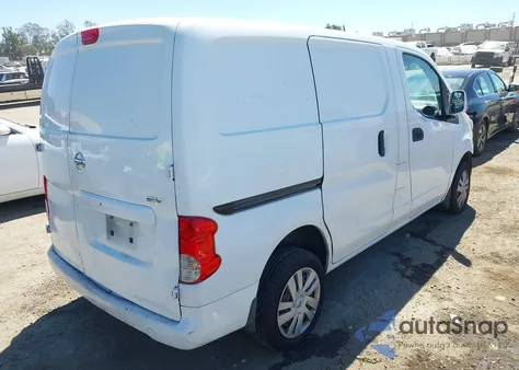 2017 Nissan Nv200 Sv z USA, uszkodzony, nr VIN 3N6CM0KN9HK707058